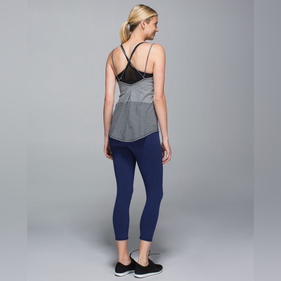 LULULEMON Breezy Tank in Divided Stripe Heathered Light to Dark Grey / Slate 2 - Picture 4 of 14